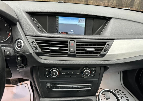 BMW X1 cena 37900 przebieg: 220000, rok produkcji 2011 z Wągrowiec małe 596